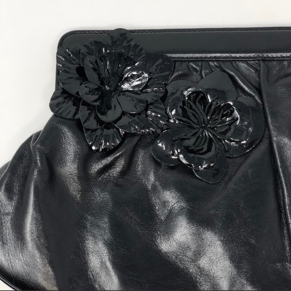 Anne Fontaine Handbags - Anne Fontaine Handmade Clutch in Full Grain Leather